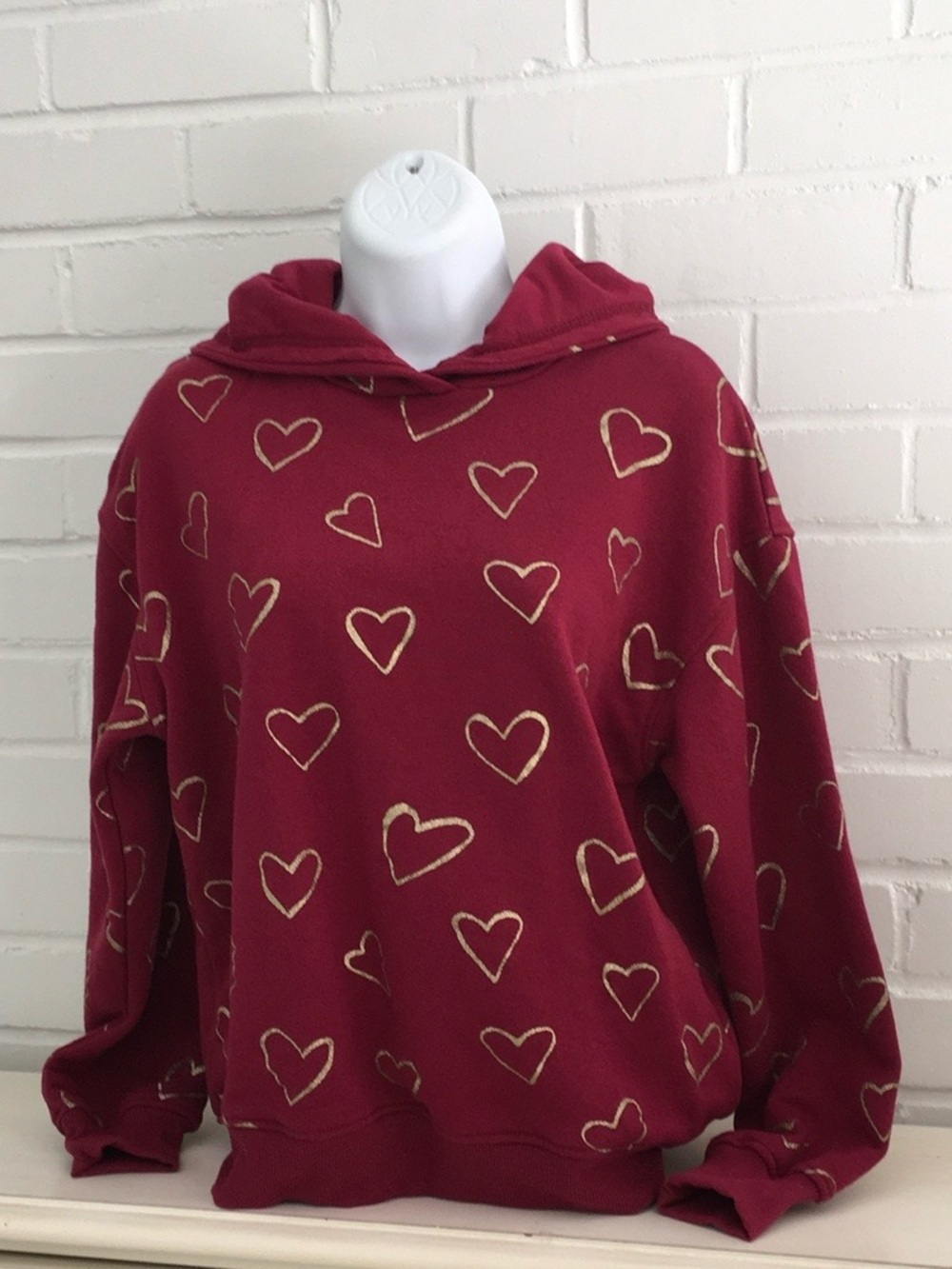 Girls Teens Womens Size 13/14 Burgundy Hoodie with Gold Heart Print